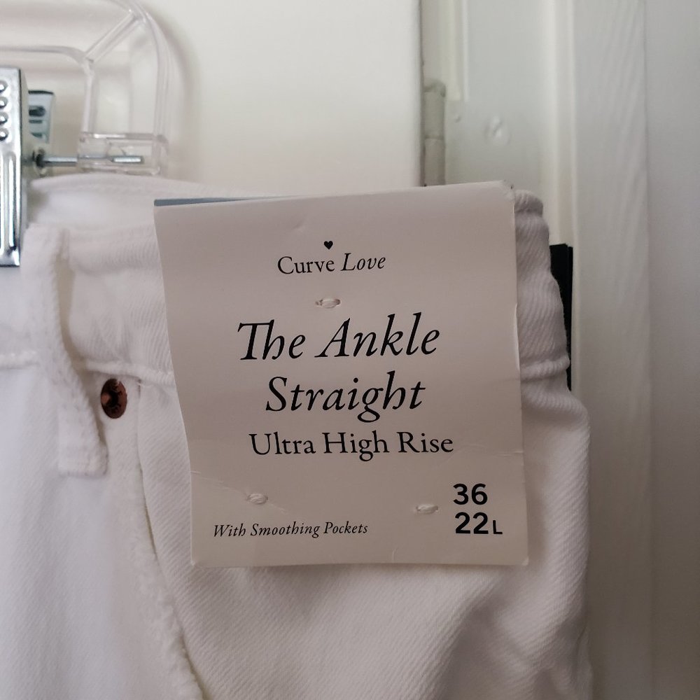 Ankle Straight High Rise Curve Jean